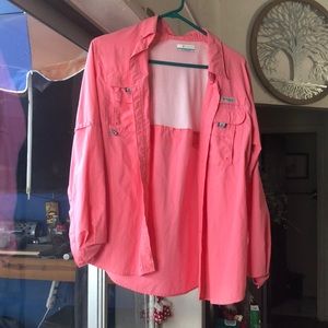 Women’s Small Columbia long sleeve shirt